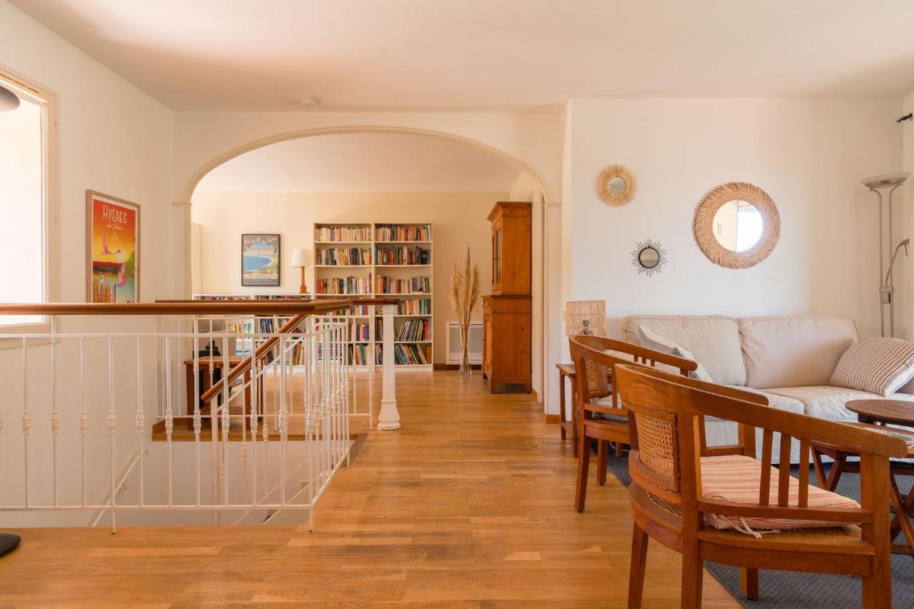 Villa Vue Mer Presqu'Ile De Giens Avec Piscine Hyeres Ngoại thất bức ảnh